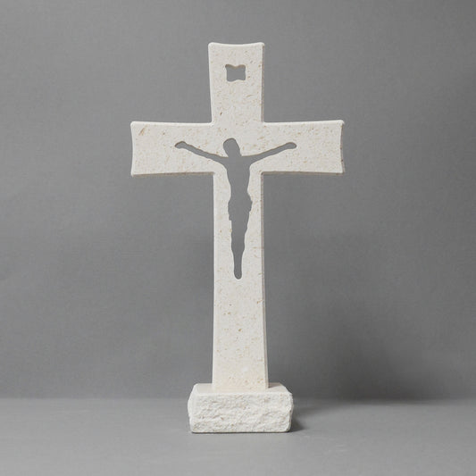 Cross with stand flat – pierced